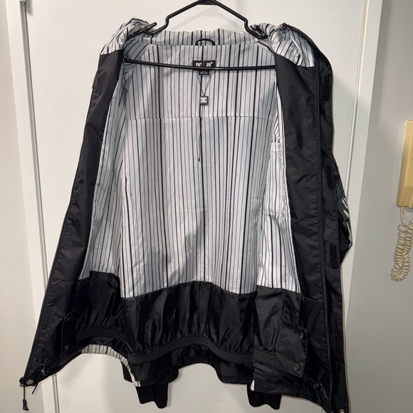 Ken Block x DC Black and White Jacket with Green Accents - Picture 10 of 10